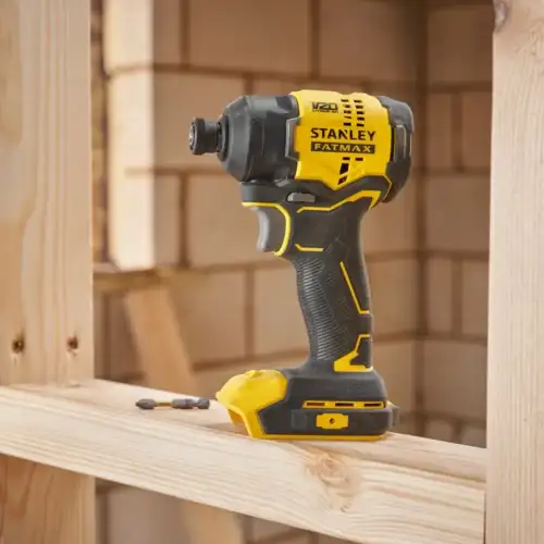 Aparafusador Impacto V20 18V Stanley SFMCF811D1T-QW